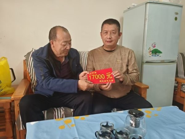 优配好油 宁夏吴忠市总工会推行帮困“一对一”